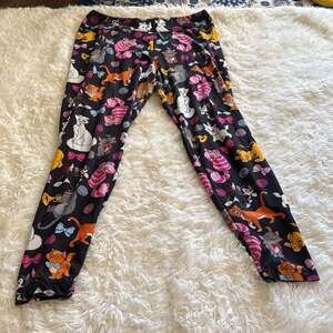 Disney Parks Cats All-Over Print Leggings Large